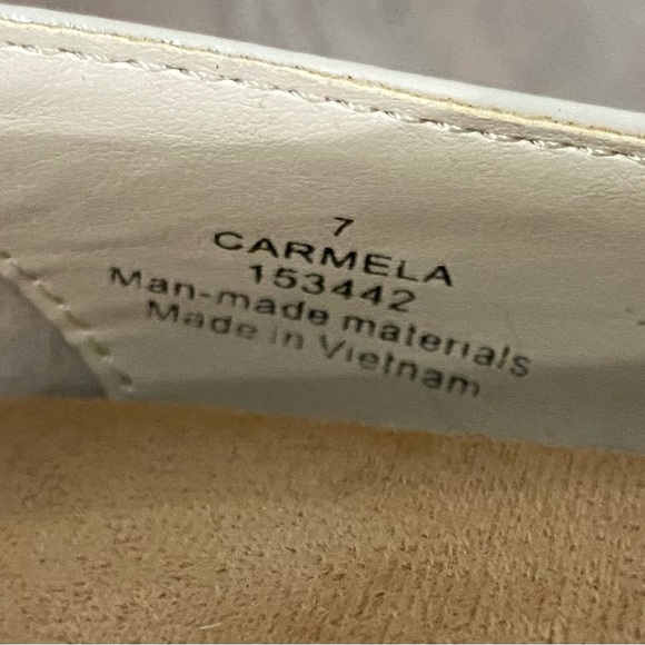 ππ 3/$10 ππ  Patent Faux Leather Tan Round Toe Block Heel Pumps - Picture 6 of 13